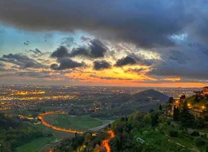 Tramonto visto da San Vigilio by Giulia Zanetti